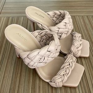 Aldo shoes, size US 7